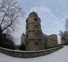 SX02037-02040 Wewelsburg castle in snow.jpg